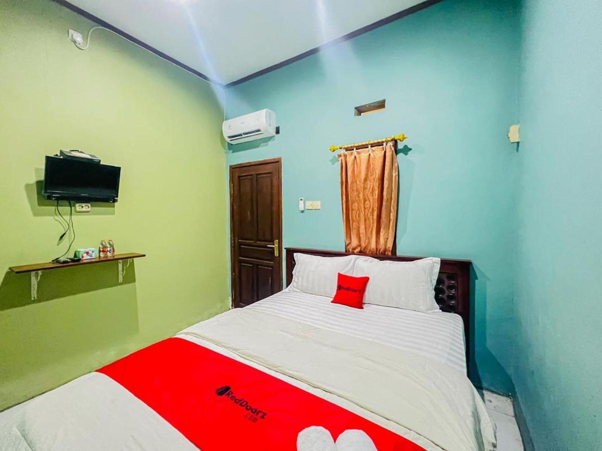 Reddoorz Near Sunrise Mall Mojokerto Exterior foto