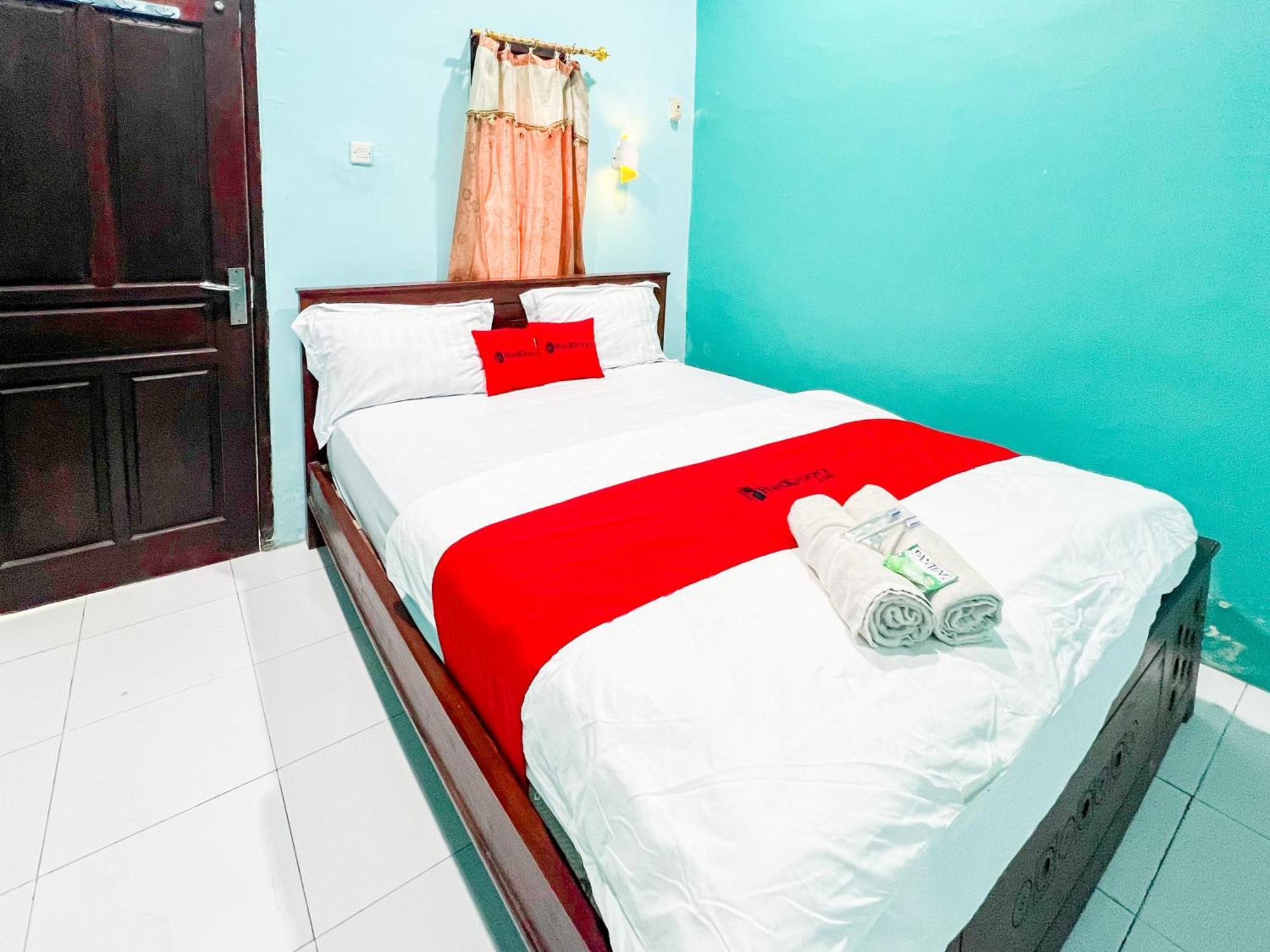 Reddoorz Near Sunrise Mall Mojokerto Exterior foto